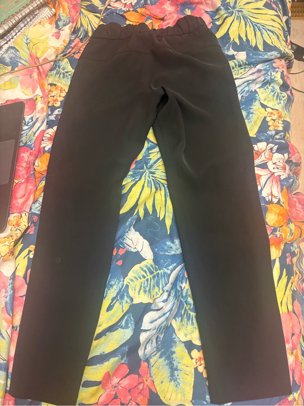 lululemon athletica Black Women’s Pull-On Track Joggers - Picture 2 of 6